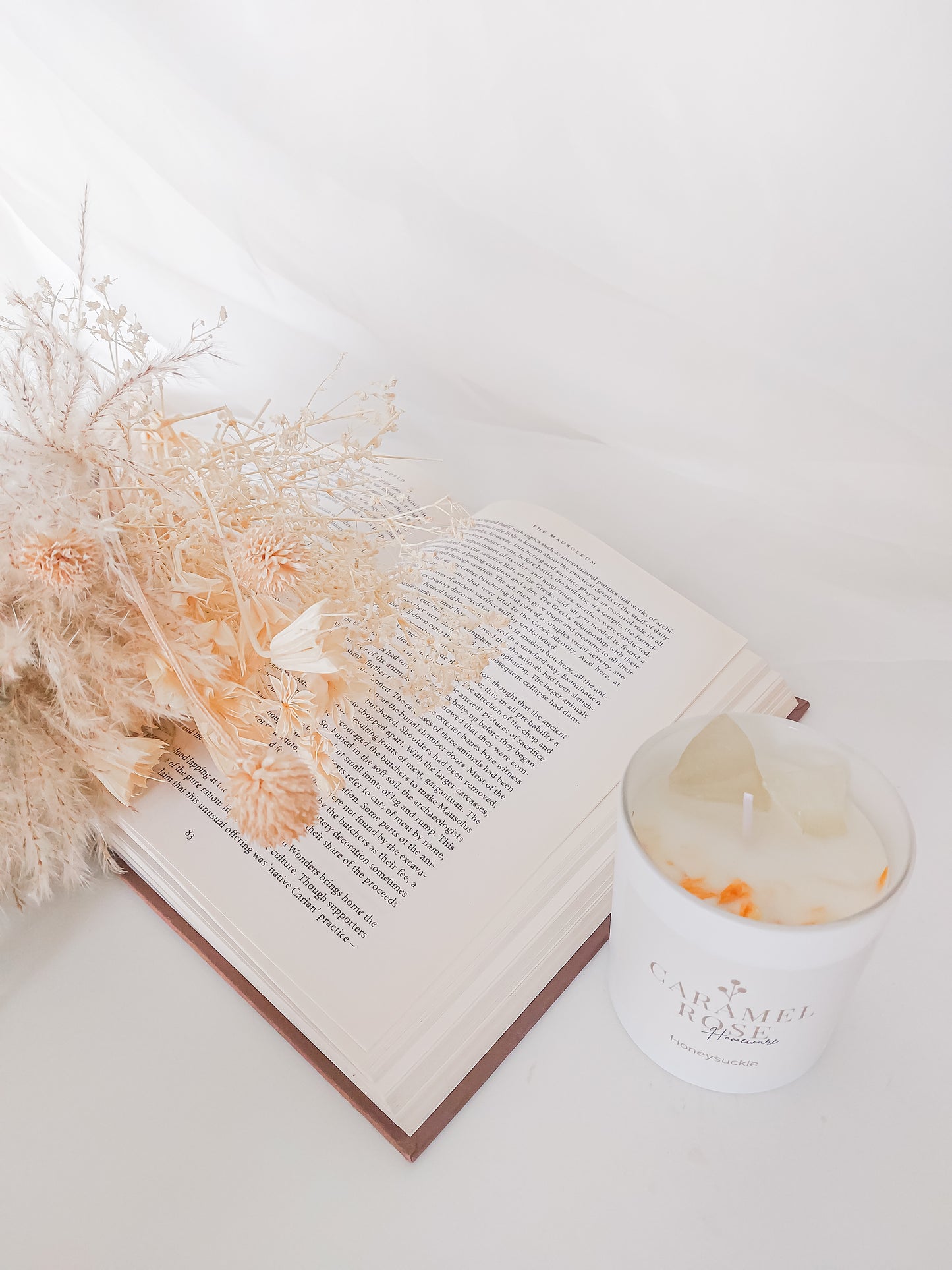 Citrine Botanical Crystal Candle in Honeysuckle
