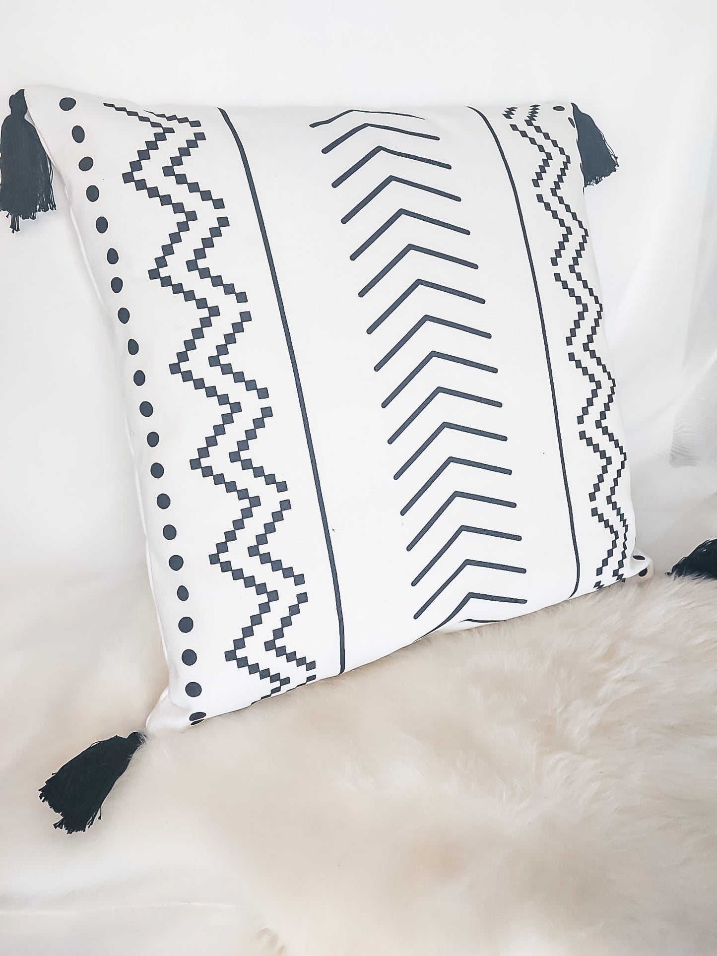 Tiki Monochrome Cushion Cover